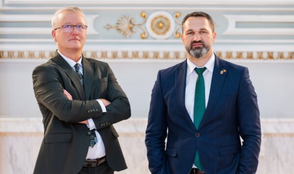 PPR a depus plângere penală pentru înaltă trădare împotriva președintelui Iohannis ca urmare a acordului cu Ucraina