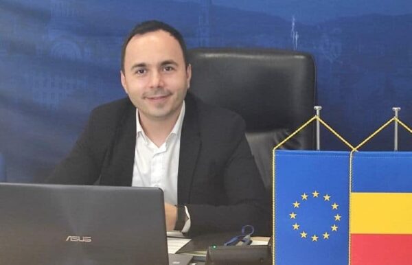 PNL și USR propun „Anul României Europene” și „Deceniul Consolidării Europene”: aderarea la Zona euro și convergență deplină cu media UE până în 2037. Declarația deputatului PNL de Cluj, Ovidiu Cîmpean