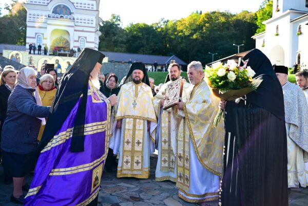 Hramul Mănăstirii „Acoperământul Maicii Domnului” de la Florești. Aniversarea a 30 de ani de la înființarea așezământului monahal
