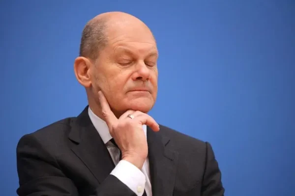 Olaf Scholz consideră că planurile lui Trump pentru relocarea palestinienilor din Gaza „sunt inacceptabile”