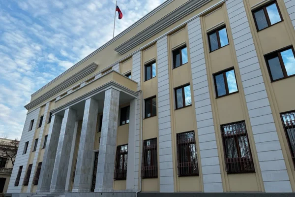 Justiția Română a respins cererea Ucrainei de confiscare prin executare silită a proprietăților pe care Rusia le are în România
