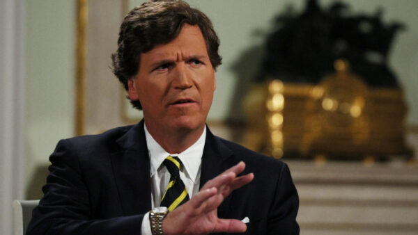 Tucker Carlson va modera conferința lui Călin Georgescu și Robert F. Kennedy. Game over!