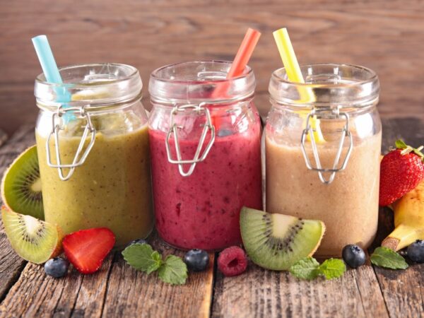 3 rețete de smoothie de sezon pentru lunile noiembrie-decembrie