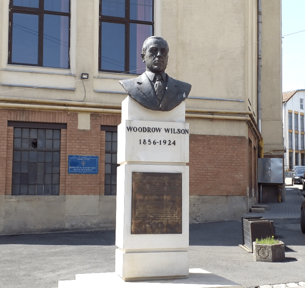 Dezvelire bust Woodrow Wilson, 18 decembrie 2024, ora 12.00, în Piața Lucian Blaga din Cluj-Napoca