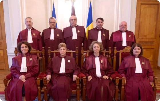 Cotidianul.ro. CCR și CSAT – pasibile de înaltă trădare și foloase necuvenite?