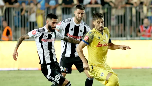 Universitatea Cluj a revenit pe primul loc în Superliga de fotbal