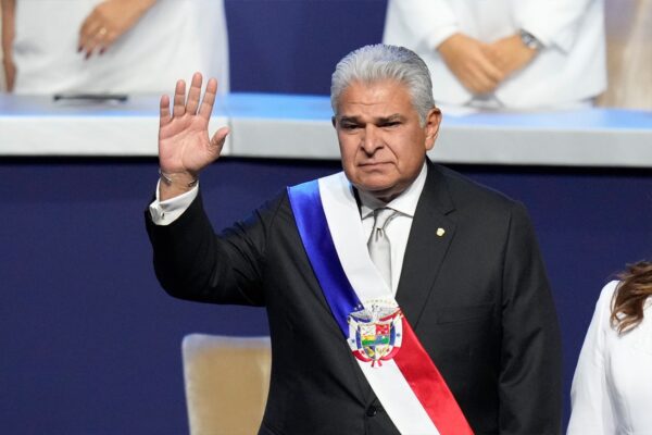 Președintele Panama reacție dură la revizionismul lui Trump:Canalul este şi va continua să fie al Panama