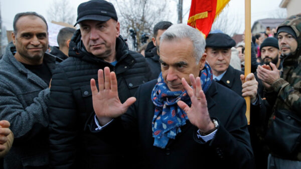 Tismăneanu atac ironic la Călin Georgescu: „Împerecherea dintr o camaradă de cuib și un tovarăș de organizație de bază a generat venirea pe lume a Mântuitorului securist”