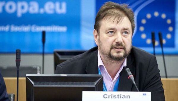 Cristian Pîrvulescu înfricoșat de ascensiunea suveraniștilor: Același lucru se întâmpla și în urmă cu 80 de ani, când fascismul înflorea