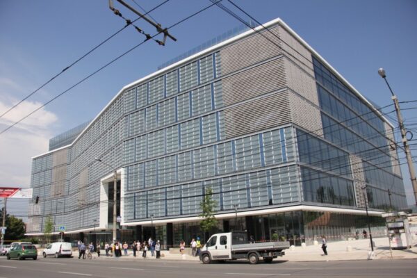 Continuă concedierile din Cluj-Napoca cu un nou val de IT-iști și corporatiști