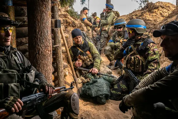 Putin cere autorităților de la Kiev să dea ordin militarilor săi din Kursk să se predea. Vor fi nimiciți dacă nu depun armele