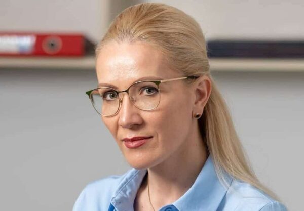 Deputata AUR Cluj Ramona Bruynseels va iniția un demers privind reducerea TVA la 1% pentru combustibili