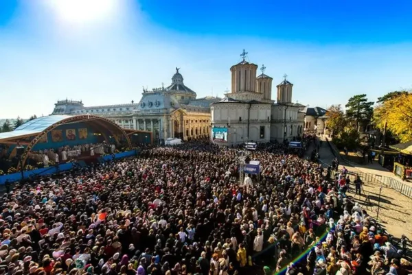 Dan Puric: Clipa demnității tale – „Ridică-te, popor român!” 