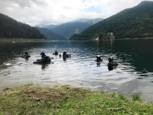 Tabără de pregătire a scafandrilor din cadrul Salvamont Cluj