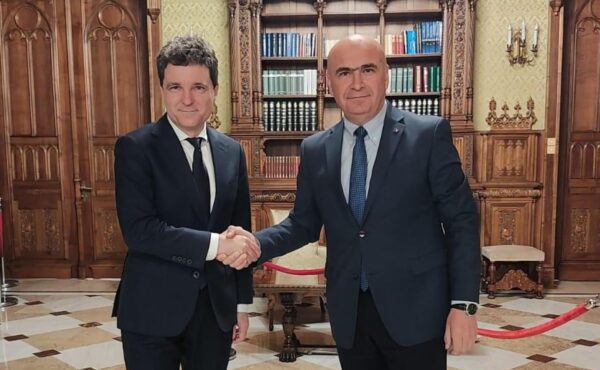 Guvernul Bolojan gata de luptă: Adoptă serviciul militar voluntar
