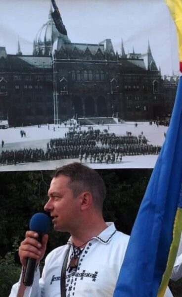 Mihai Tîrnoveanu: Ceva este etern: Transilvania, pământ românesc! Opinca unui țăran român a scris cel mai clar acest lucru pe turla parlamentului de la Budapesta pe 4 august, acum 106 ani