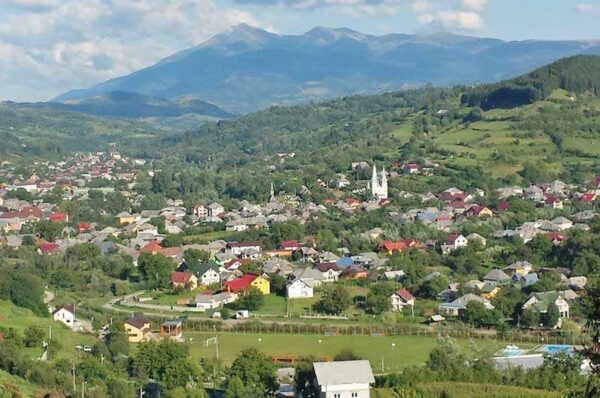 Drăguiasa, singurul colț de soare pentru un bătrân de 95 de ani care a muncit o viață în întuneric