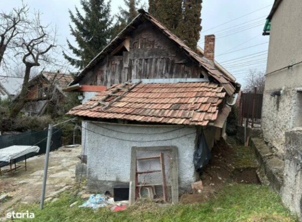 Casă dărăpănată, pe piața imobiliară cu 350.000 euro. E fain la Cluj!