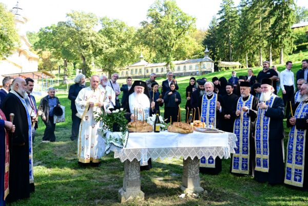 Poetul creștin și patriot Ioan Alexandru, comemorat la Mănăstirea Nicula, la 25 de ani de la trecerea la Domnul
