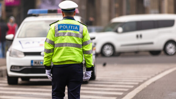 Polițiștii clujeni în acțiune: au vizat nereguli din trafic,  fapte cu violență, furturi din buzunare și locuințe