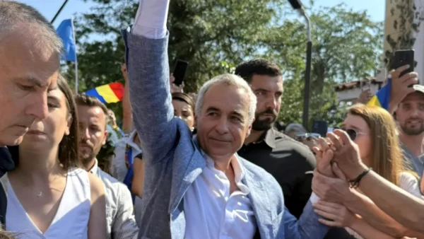 Călin Georgescu ridicat, luni dimineață, din trafic de echipele speciale ale Poliției Române