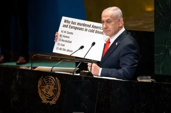 Netanyahu, huiduit la Adunarea Generală a ONU. Sute de ambasadori au ieșit din sală. Trump refuză să-i cedeze Cisordania