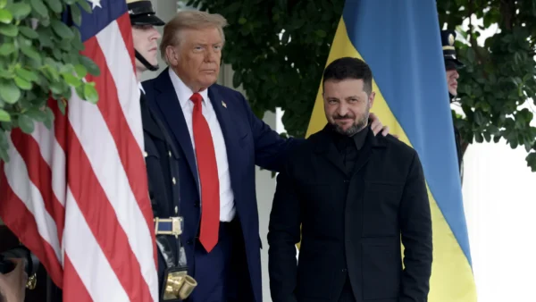 Discuție tensionată, sinceră și, uneori, „incomodă”. Argumentele lui Trump în conversația cu Zelenski. Încetatrea focului