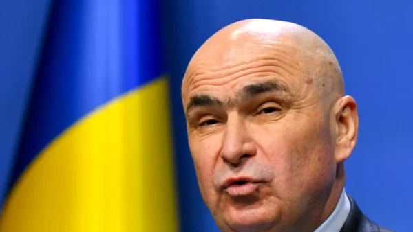 Culmea reformei. Bolojan scoate în afara legii nașterile și decesele. Primăriile au interzis la certificate