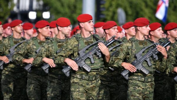 Croaţia reintroduce serviciul militar obligatoriu. Gata de luptă