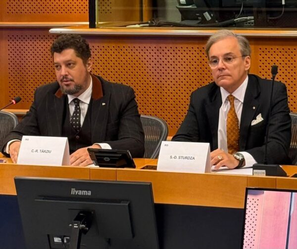 Românii din Timocul Sârbesc și cel Bulgăresc au vorbit despre lupta lor pentru păstrarea limbii, credinței și identității