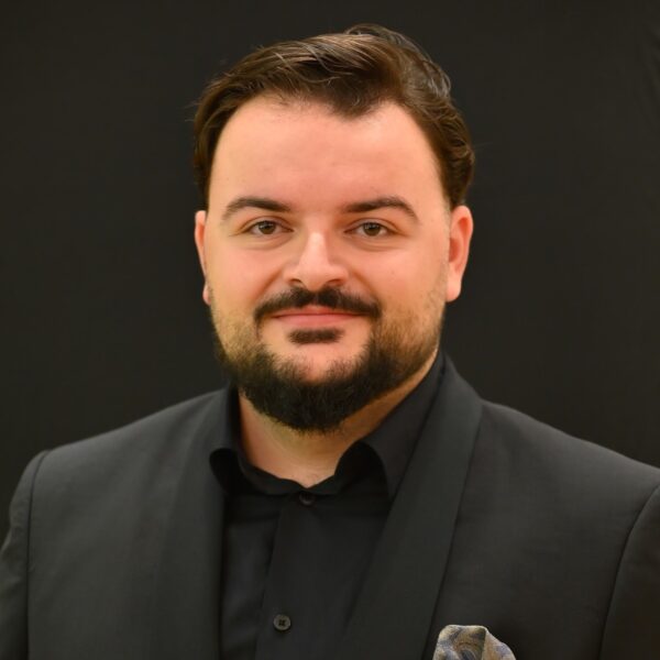 FOTO/ Triplă victorie pentru baritonul Mihai Damian, de la Opera Națională Cluj-Napoca, la Operalia 2025