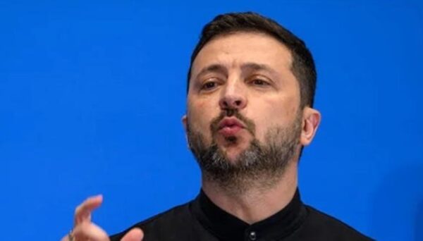 Zelenski continuă atacurile asupra rafinăriilor rusești, în ciuda avertismentului lui Donald Trump