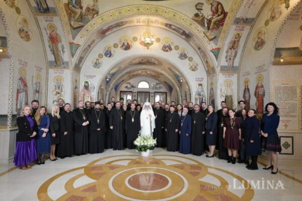 Diploma „Anului Centenar al Patriarhiei Române”, acordată Sectorului Misionar-Social al Arhiepiscopiei Clujului și Asociației „Christiana”