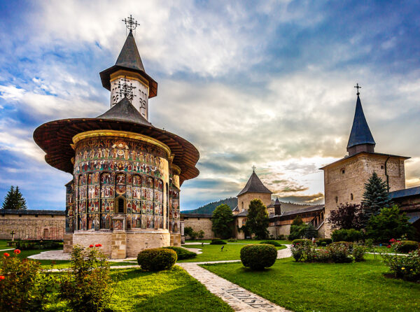 Prorocia tăinuită a  Sfântului Gavriil Georgianul despre România – țara care va fi ultimul bastion