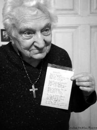 A știut să plângă pe lanțurile lui Radu Gyr! Mărturisitoarea Aspazia Oțel Petrescu despre un miracol petrecut la întâlnirea cu familia Poetului temnițelor comuniste
