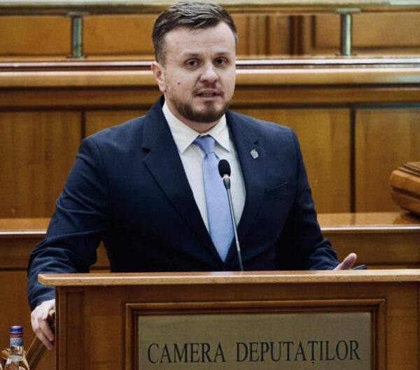 Deputat Robert Alecu: Onești sub presiune