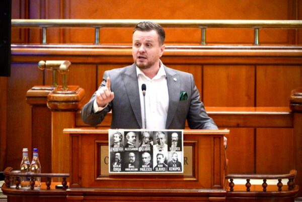 Când memoria devine suspectă. Momentul din Parlament care a spus mai mult decât un vot