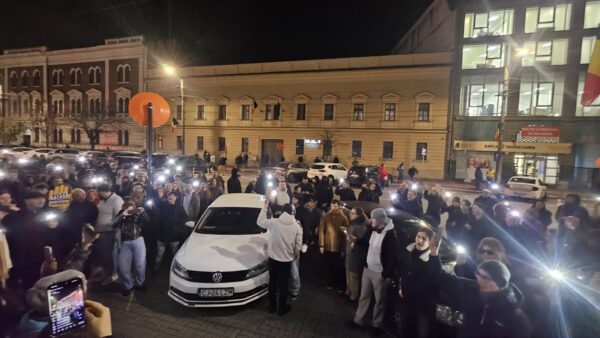 Protest la Cluj, pentru independența justiției. S-a scandat ”Savonea, demisia”