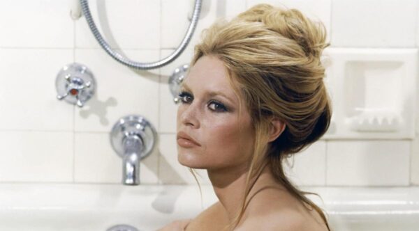 Actriţa franceză Brigitte Bardot a murit, Iubea animalele (Video)