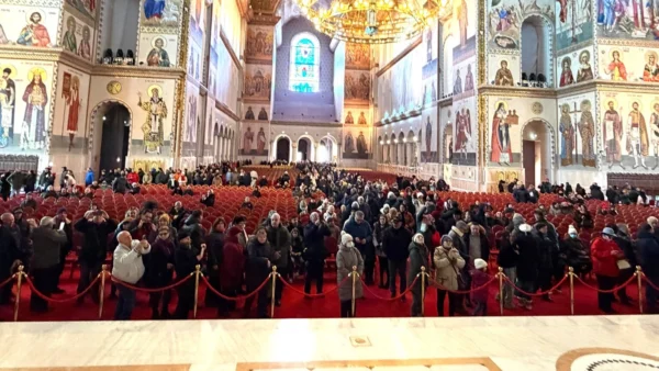 Mii de români au ales să viziteze Catedrala Națională de Crăciun: Cât va mai fi deschisă pentru vizite?