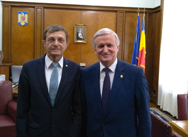 Președinții Academiei Române și ai Academiei Moldovei pledează pentru „marea operă de reîntregire națională”