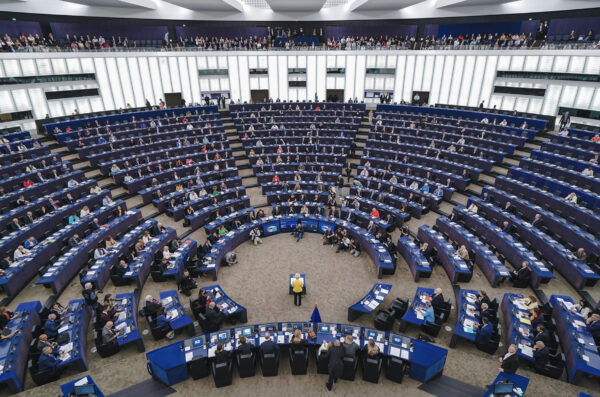 Parlamentul European nu se teme de Trump: ”Suveranitatea și integritatea teritoriale ale Danemarcei și Groenlandei trebuie respectate”