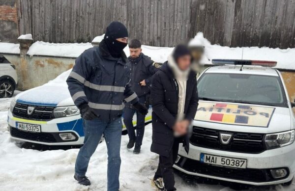 Tânăr din Turda, arestat pentru tâlhărie: A jefuit un minor în autobuz