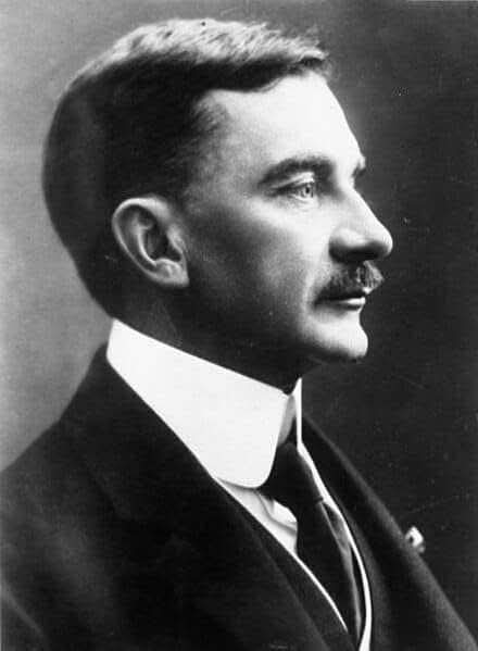 8 ianuarie 1873: S-a născut Iuliu Maniu, politician român, prim-ministru al României (1928-1933, cu intermitențe) și președintele Partidului Național-Țărănesc (1926-1933, 1937-1947)