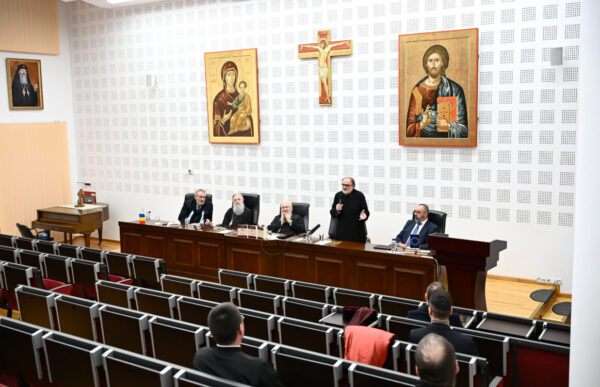 Primele trei volume din ediția „Opere complete”, semnate de pr. acad. George Remete, lansate la Facultatea de Teologie Ortodoxă din Cluj-Napoca