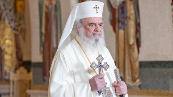 Patriarhul României transmite un mesaj de binecuvântare și încurajare la început de an universitar: importanța realizării unei educații integrative, pentru formarea profesională și spirituală a tinerilor, în vederea participării lor la viața Bisericii