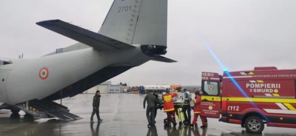 Misiune umanitară în sprijinul Elveției. Șase pacienți transportați de Forțele Aeriene Române