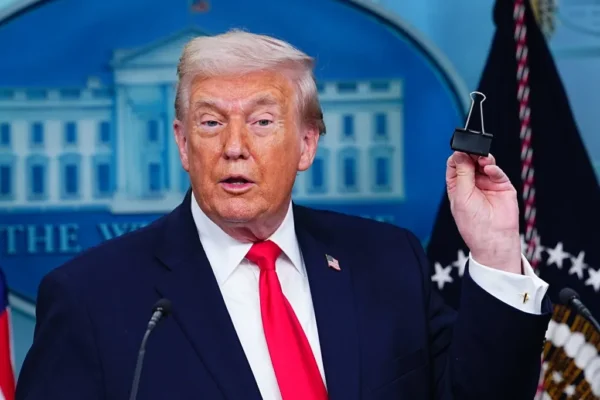 Scrisoare deschisă către Donald Trump: Rădăcina profundă a conflictului actual dintre Federația Rusă și Ucraina se află în Pactul Ribbentrop–Molotov și în consecințele sale teritoriale 