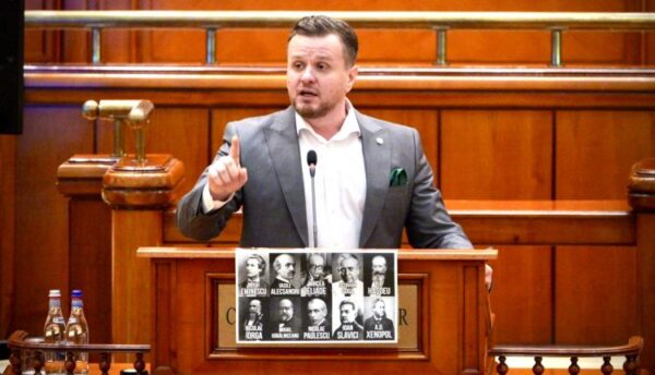 Deputat Robert Alecu (ACT): Cine face lista cărților?