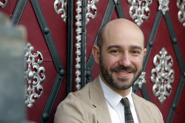 Antropologul italian Alessandro Testa: Oamenii au în continuare nevoie de simboluri, de tradiție, de continuitate